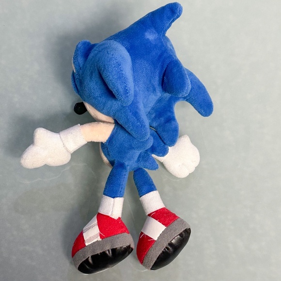 Rare Sonic the Hedgehog Plush Toy – SEGA Collectible - Picture 5 of 5